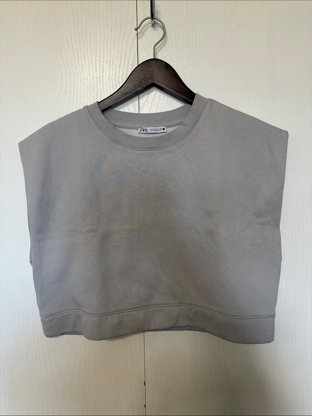 Zara Light Gray Cropped Sleeveless Sweatshirt Top